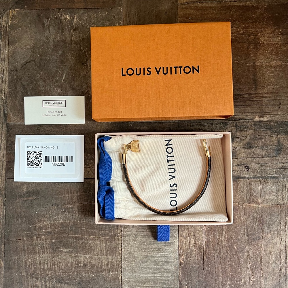 LOUIS VUITTON Alma Bracelet